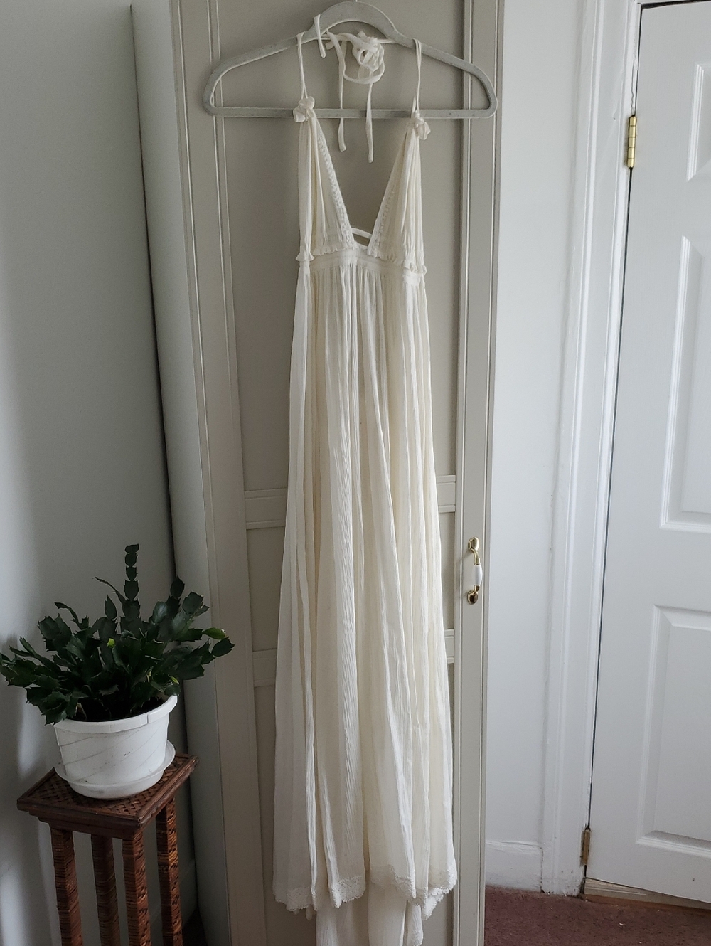 Victoria's Secret Cream Halter Lace-Trim Maxi Dress